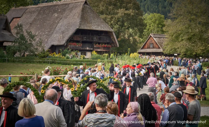 Oficios tradicionales en vivo en Gutach museo al aire libre Vogtsbauernhof